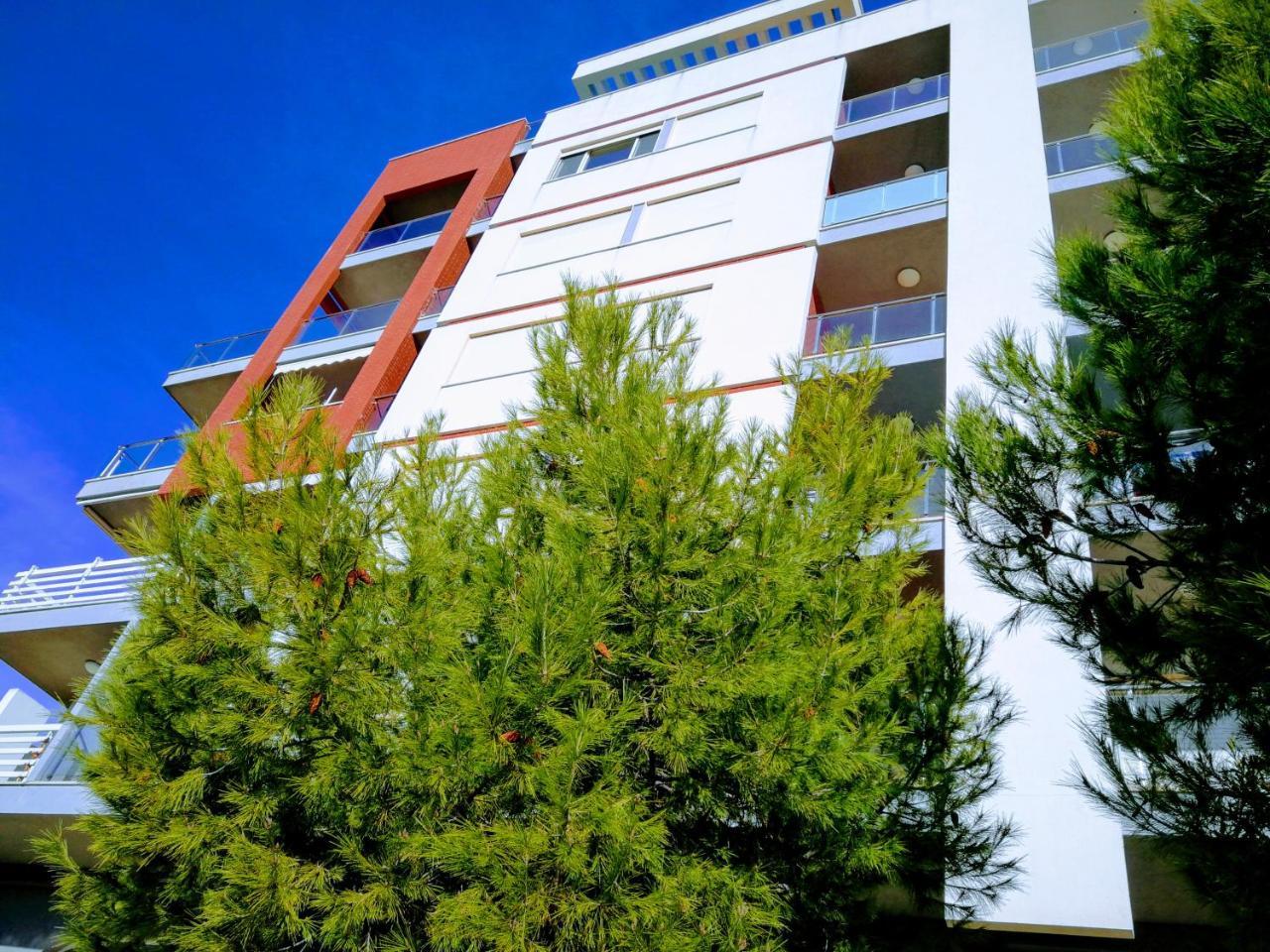Turtle Apartment Дуррес Екстер'єр фото