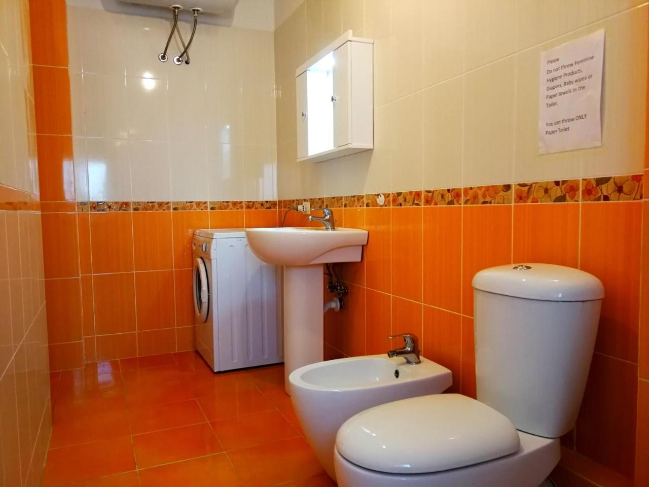 Turtle Apartment Дуррес Екстер'єр фото