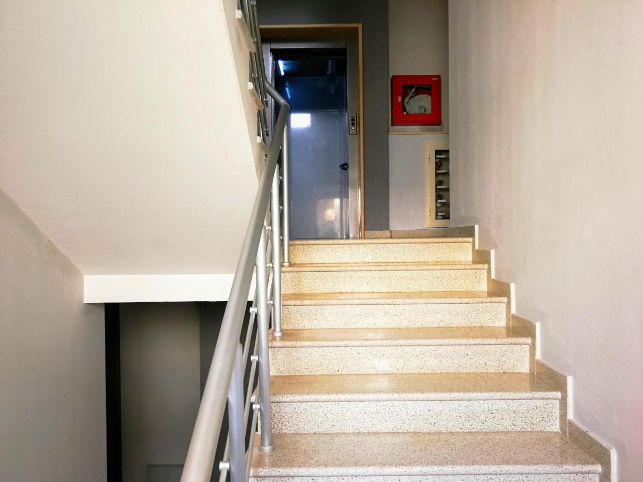 Turtle Apartment Дуррес Екстер'єр фото